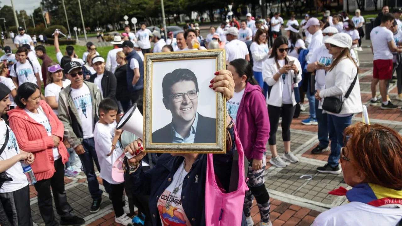 Menor implicado en atentado a Miguel Uribe huyó Imagen principal