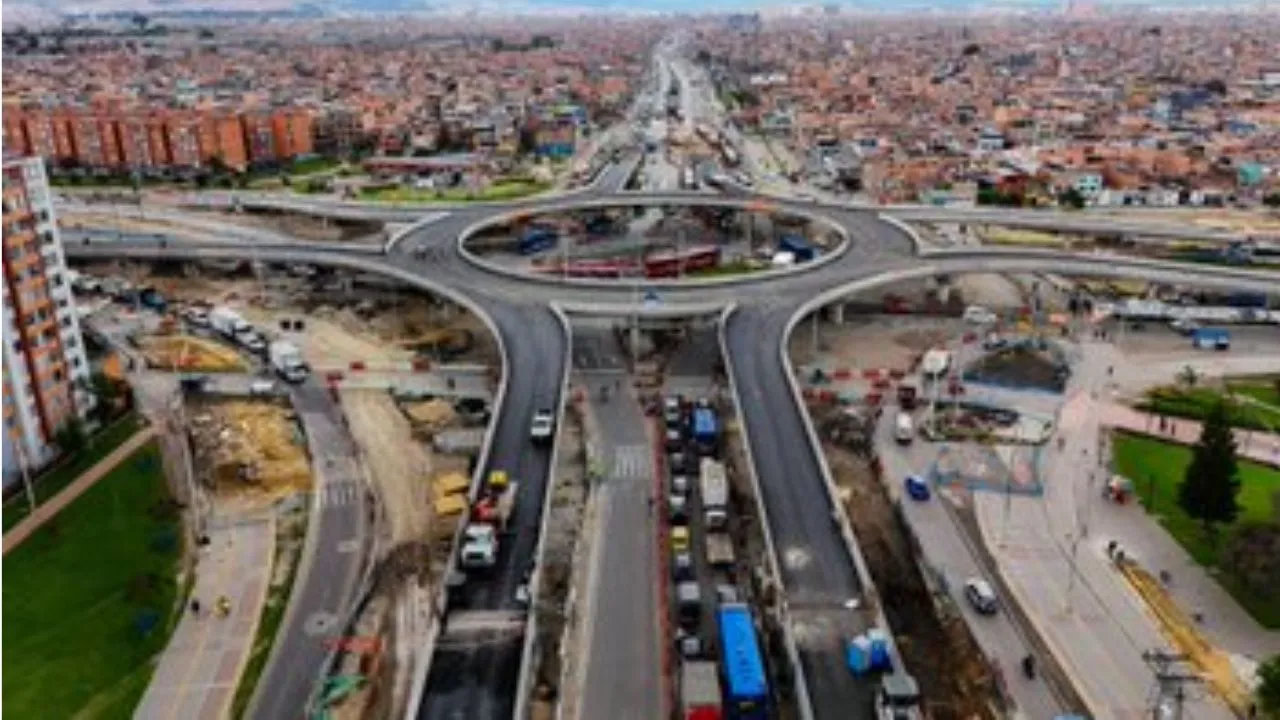 Menos trancones y más fluidez: El Tintal estrena glorieta elevada Menos trancones y más fluidez: El Tintal estrena glorieta elevada