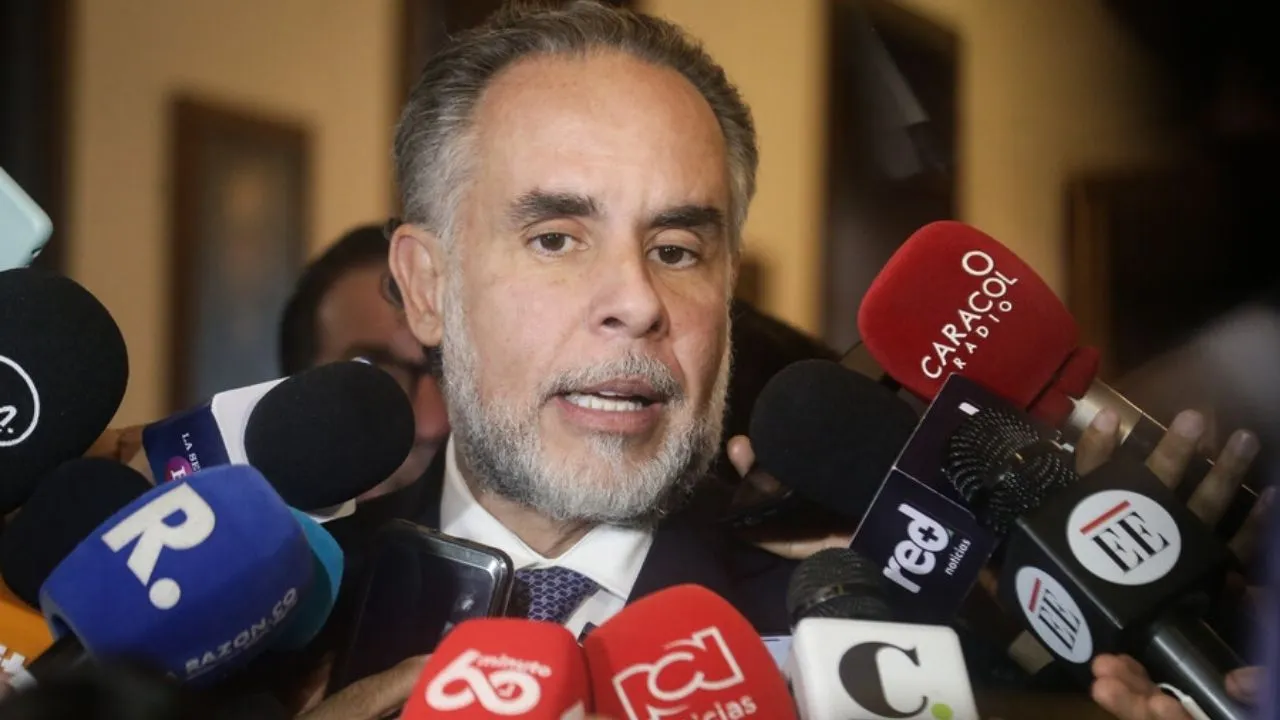 Nueva polémica entre el Gobierno y el Distrito por decreto de la ley seca en Bogotá. Ley seca en Bogotá: Gobierno arremete contra Galán y hay nueva polémica, ¿Quién tiene la razón?