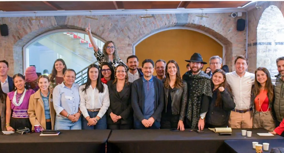 Pacto Histórico votó por Jorge Laverde para contralor, a cambio de que el expresidente Pet Pacto Histórico votó por Laverde a cambio de garantías y de que Petro pueda salir del país