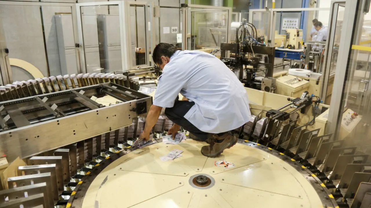 Fecha límite prima de diciembre 2025: qué hacer si no le han pagado hoy