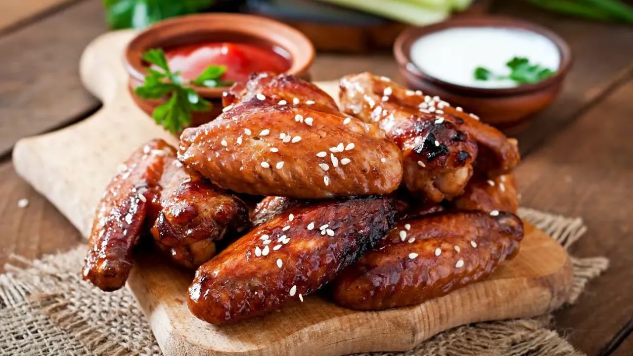 Precio del All You Can Eat de Buffalo Wings por día de las alitas Restaurantes aprovechan el Día de las Alitas para impulsar ventas: 'all you can eat' por $ 69.900