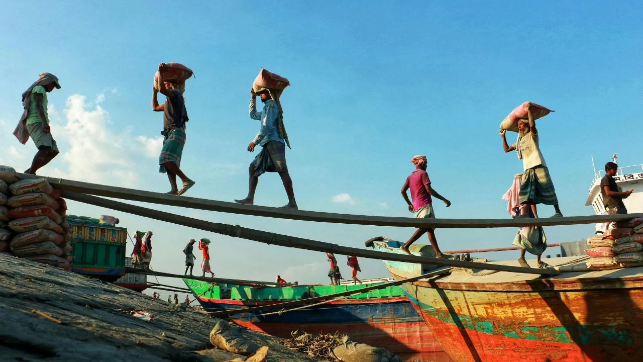 Productividad en 0,91 %: ¿hasta dónde debería subir el salario mínimo en 2026? Productividad en 0,91 %: ¿hasta dónde debería subir el salario mínimo en 2026?