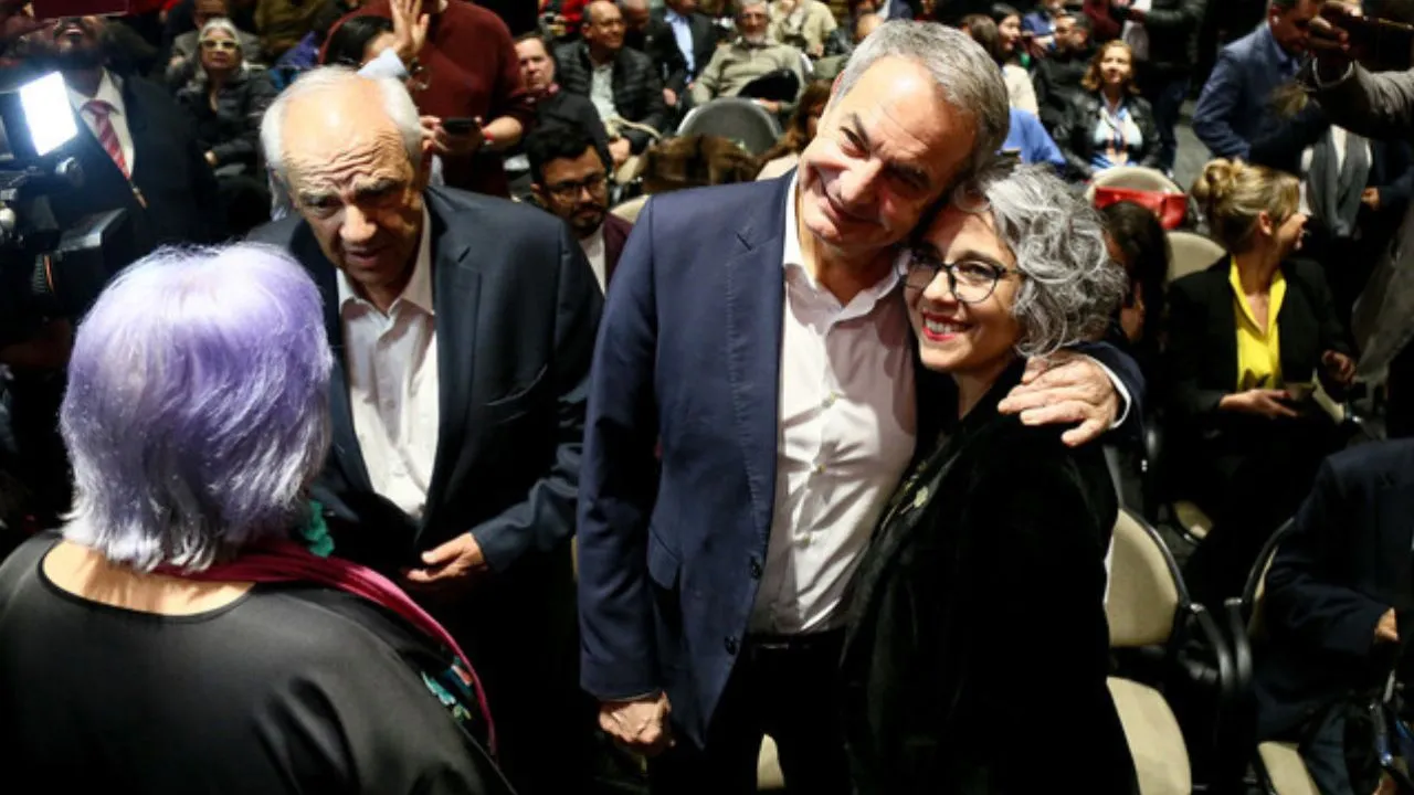 ¿Qué une a Zapatero con la corrupción en Colombia y Venezuela? ¿Qué une a Zapatero con la corrupción en Colombia y Venezuela? Las claves del escándalo Plus Ultra