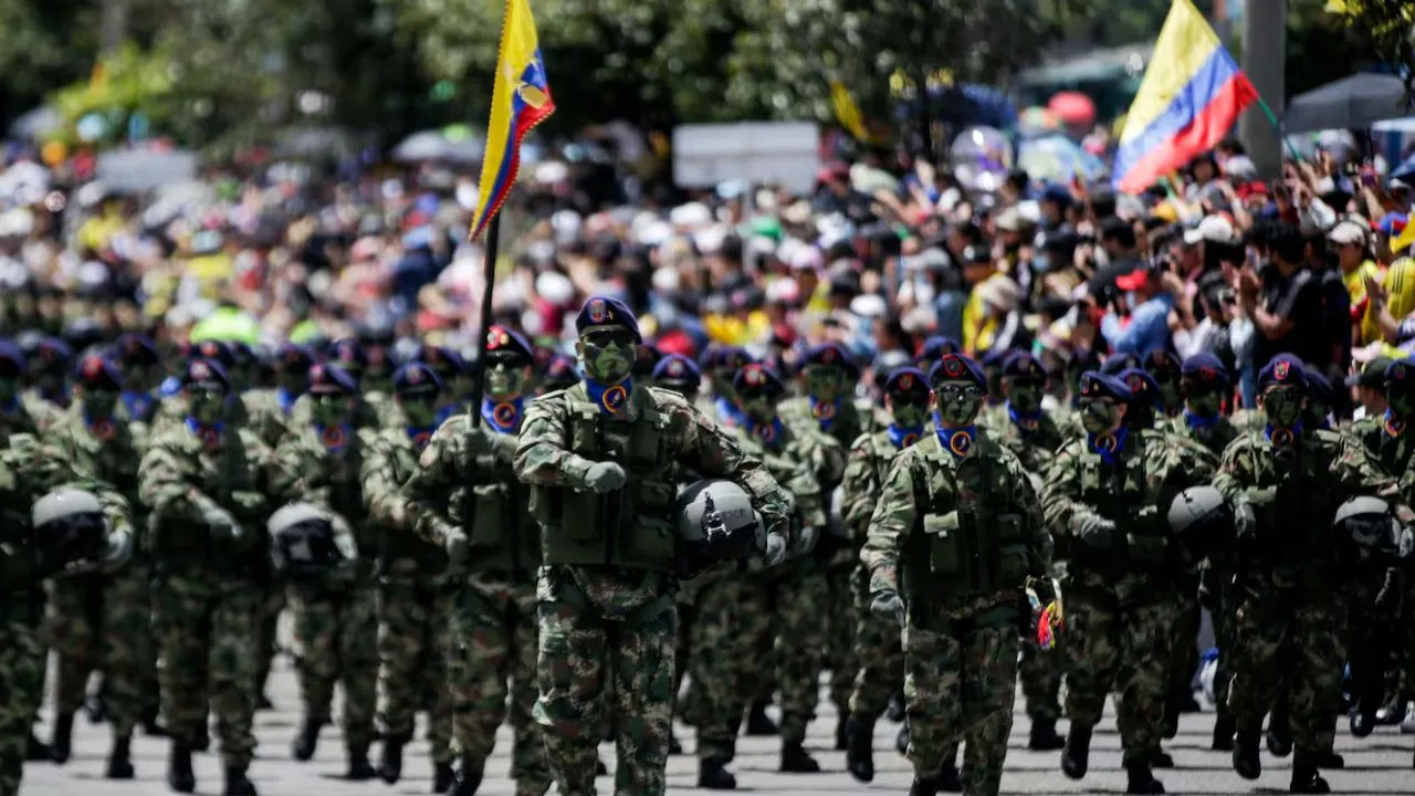 Recorrido confirmado del desfile del 20 de julio Recorrido confirmado del desfile del 20 de julio: horarios y cómo verlo en Bogotá