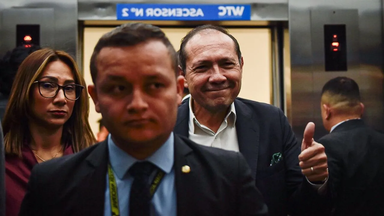 Salario mínimo: a los empresarios y sindicatos se les agota el tiempo Salario mínimo: a los empresarios y sindicatos se les agota el tiempo