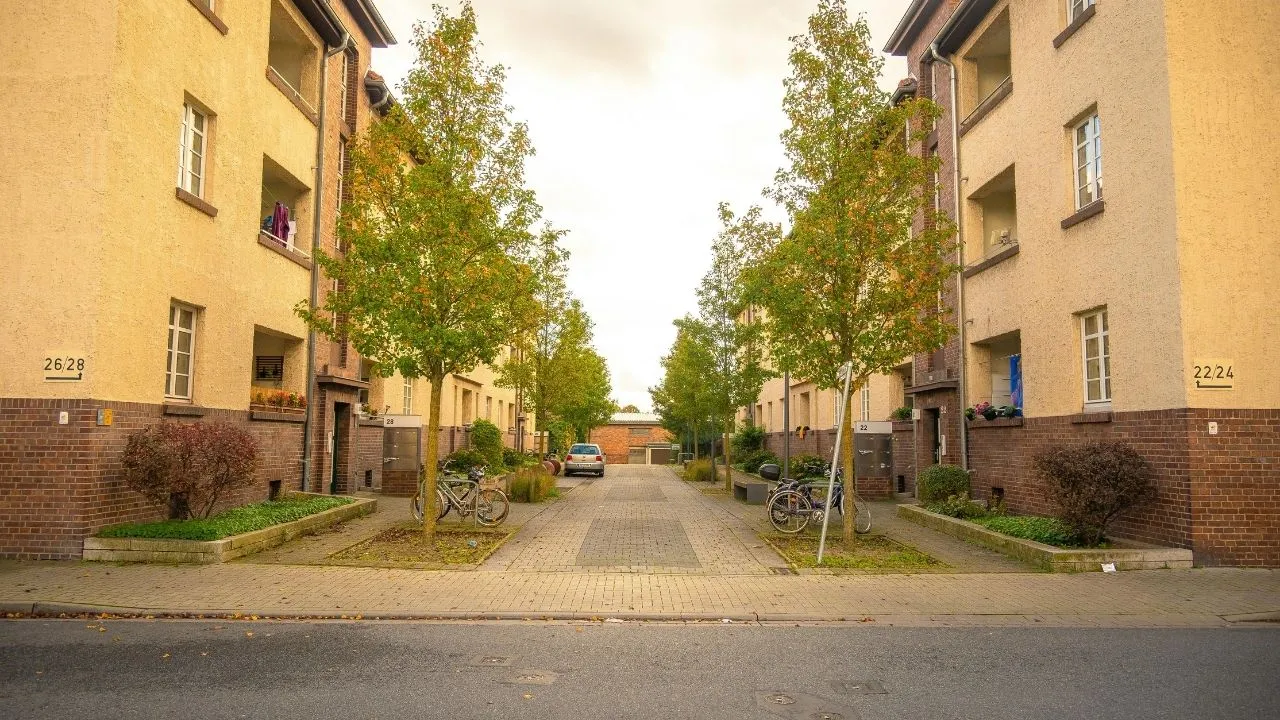 Desindexar la vivienda de interés social del salario mínimo: el ajuste que podría aterrizar los precios Desindexar la vivienda de interés social del salario mínimo: el ajuste que podría aterrizar los precios