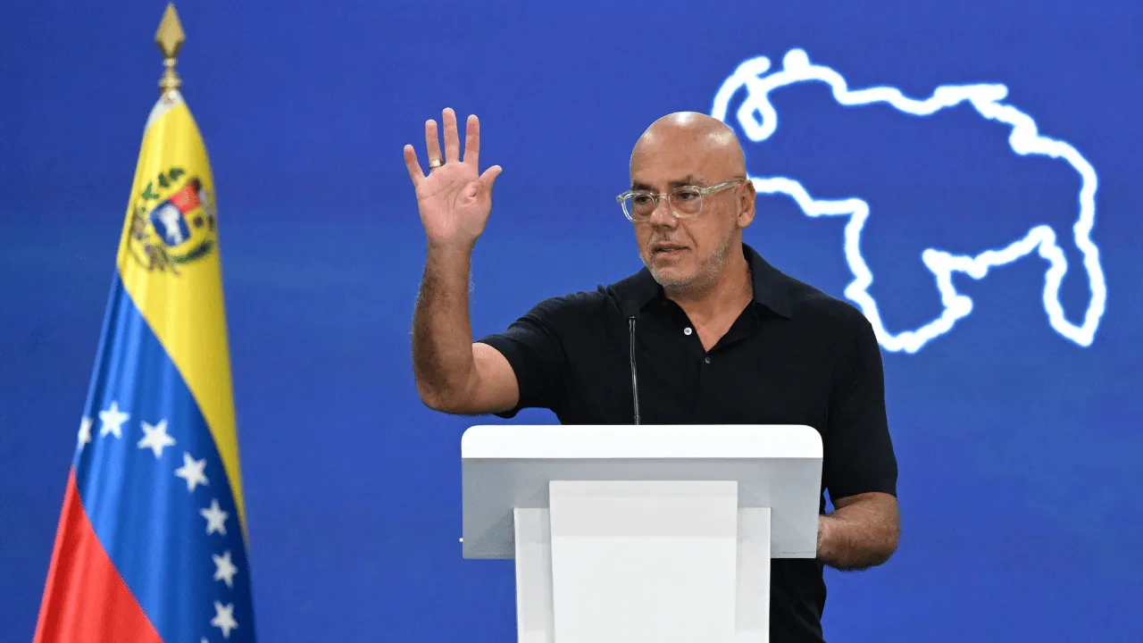 Tras 15 años, el chavismo admite que la ley de alquileres de Chávez falló. Venezuela reformará la ley de alquileres: hay 200 mil viviendas vacías por el temor de los dueños