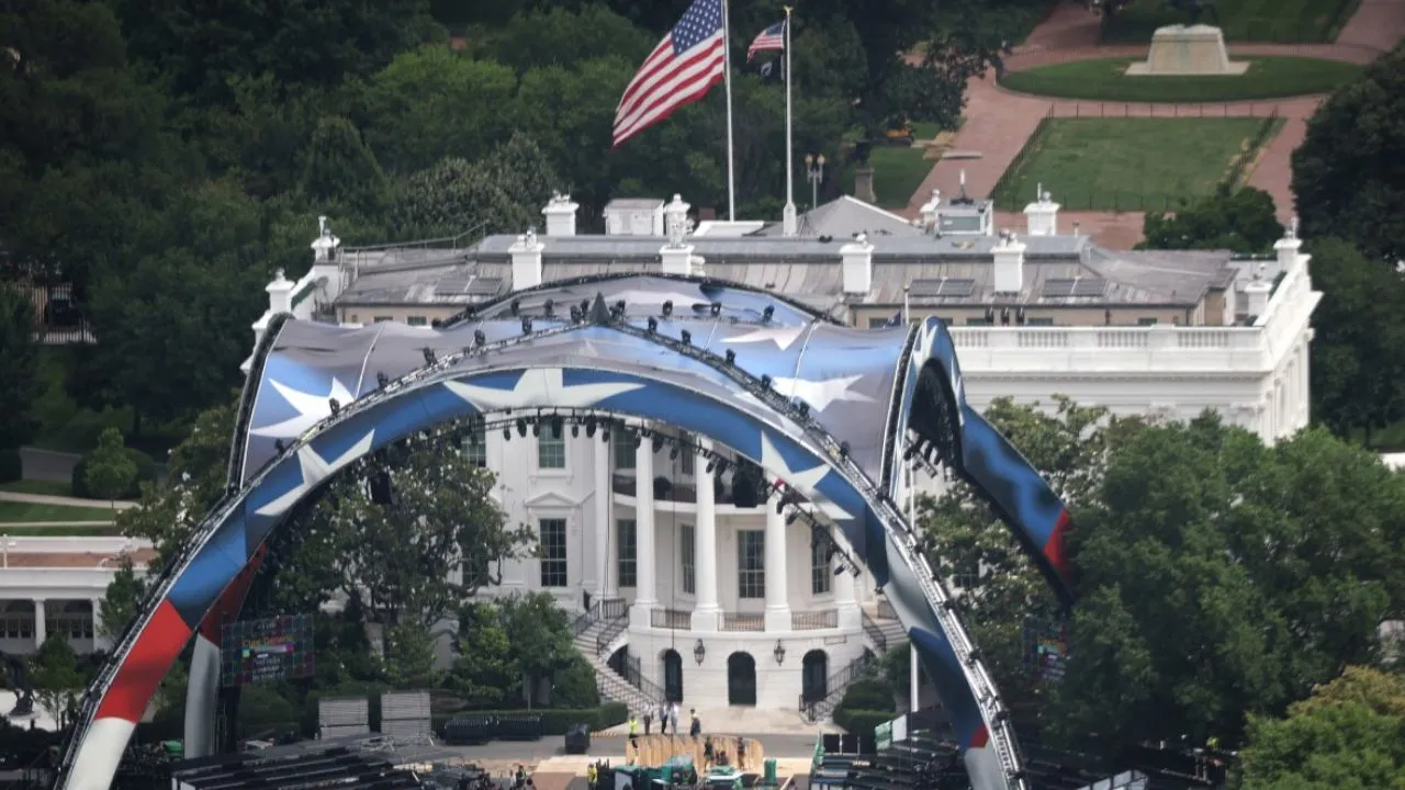 UFC en la Casa Blanca La polémica que envuelve el evento de Trump: ¿UFC en la Casa Blanca?