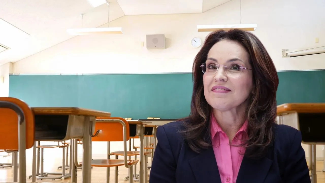 Viviana Morales afirmó que están revisando los textos escolares Gobierno revisa materiales escolares: minEducación dice que eliminará la "ideología de género"
