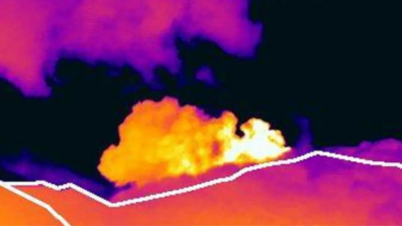 Volcán Puracé en alerta naranja: emergencia agrícola a solo 27 km de Popayán Volcán Puracé en alerta naranja: emergencia agrícola a solo 27 km de Popayán por caída de ceniza